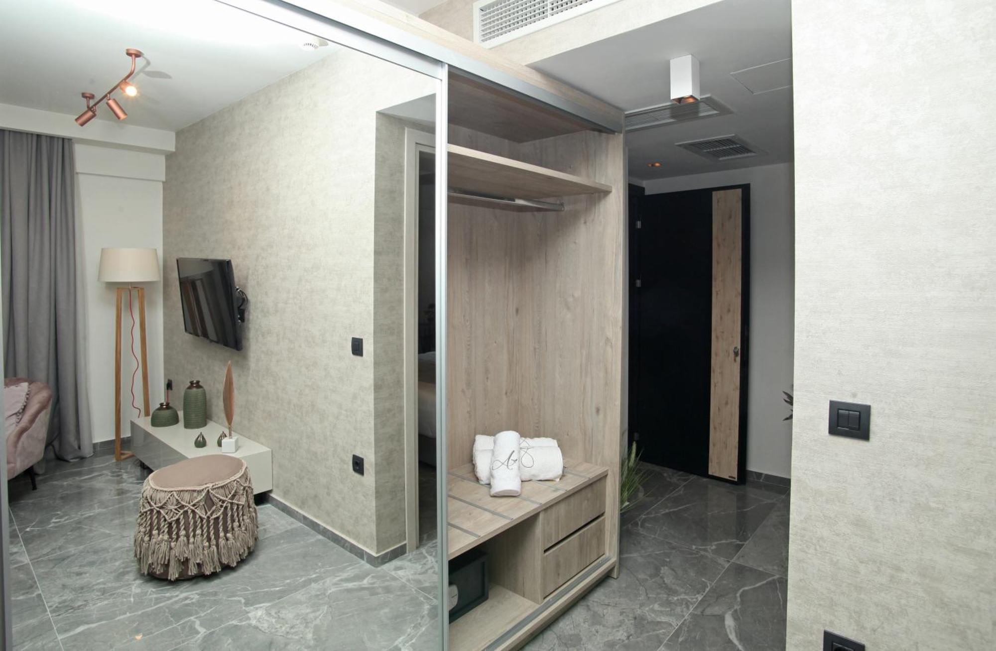 Athinais Luxury Apartments 하니오티 외부 사진