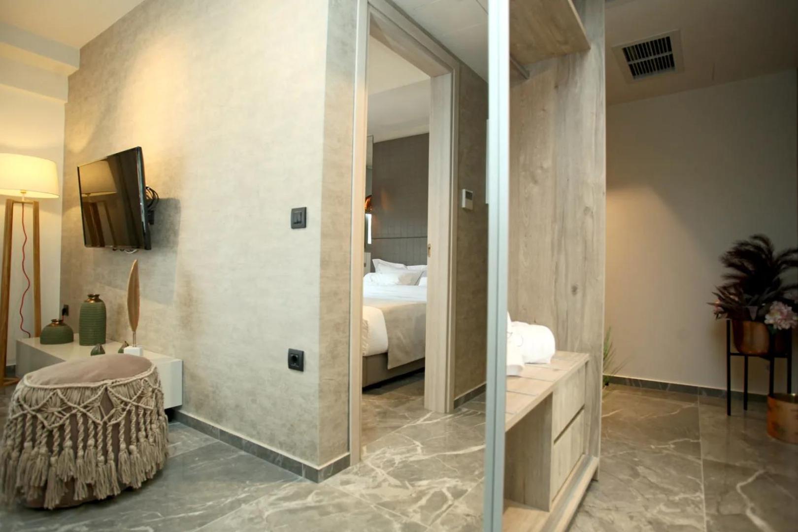 Athinais Luxury Apartments 하니오티 외부 사진