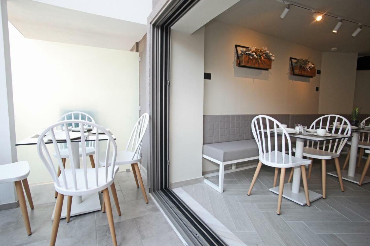 Athinais Luxury Apartments 하니오티 외부 사진